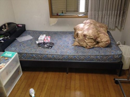 茨木市での不用品ベッドの片付けと回収
